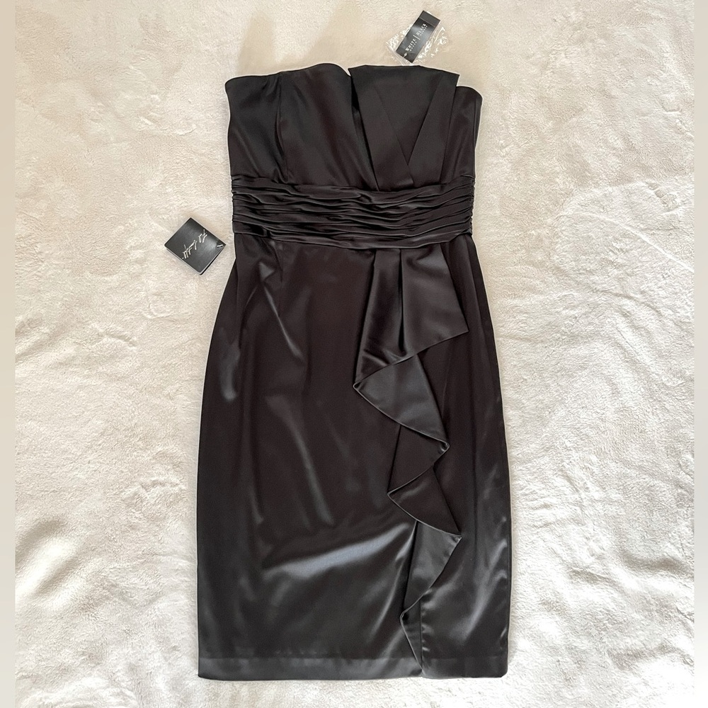 White House Black Market Strapless Dress